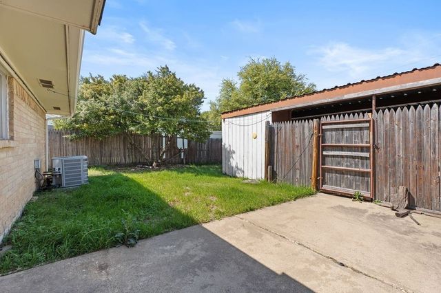 15839 El Estado Drive, Dallas, TX 75248