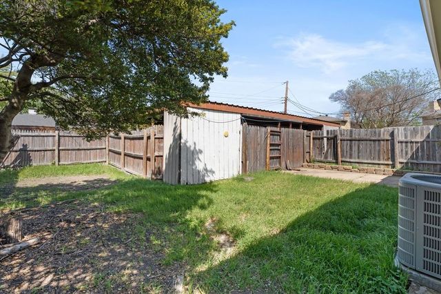 15839 El Estado Drive, Dallas, TX 75248