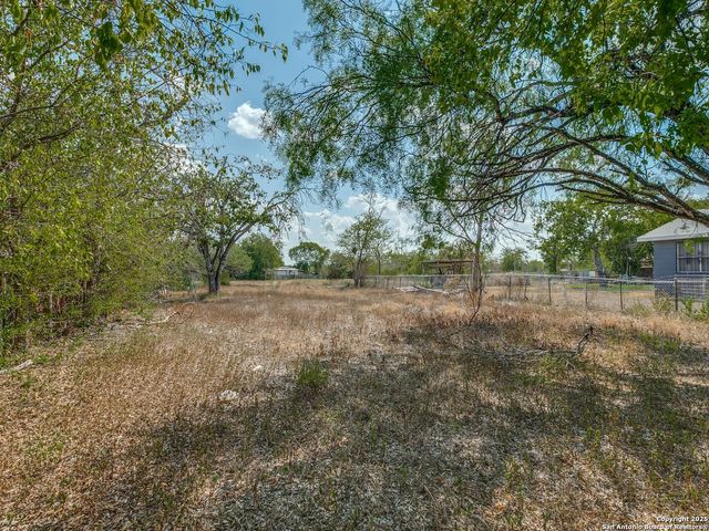 116 ansley, San Antonio, TX 78221