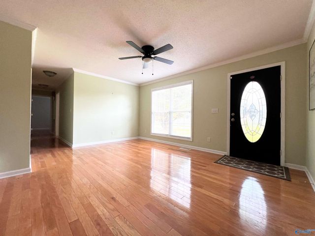 2482 Barnes Drive, Hokes Bluff, AL 35903