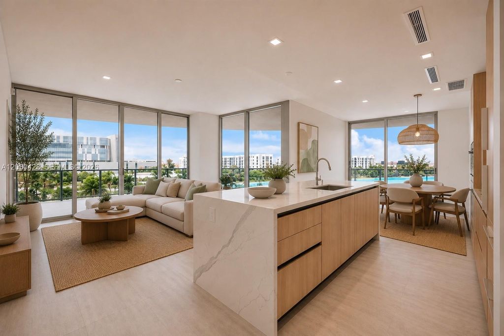 2411 Laguna Circle 306, Miami, FL 33181