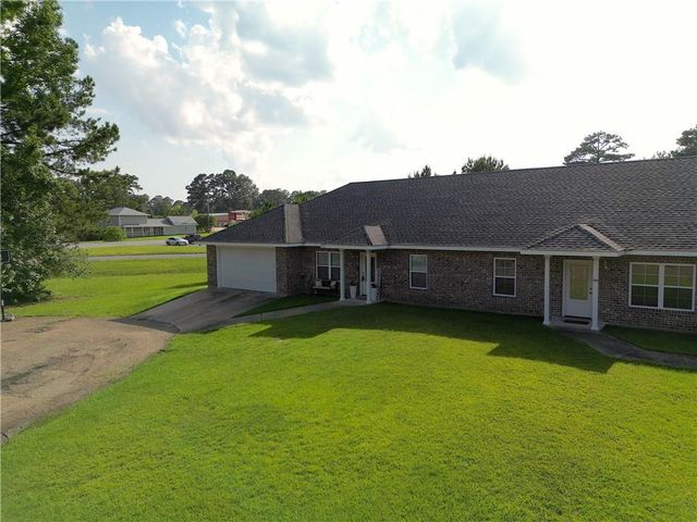 1040 JENNIFERS Place, Pineville, LA 71360