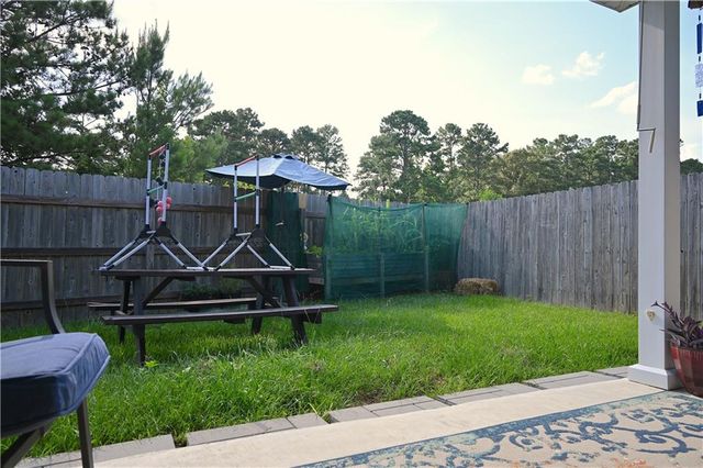 1040 JENNIFERS Place, Pineville, LA 71360