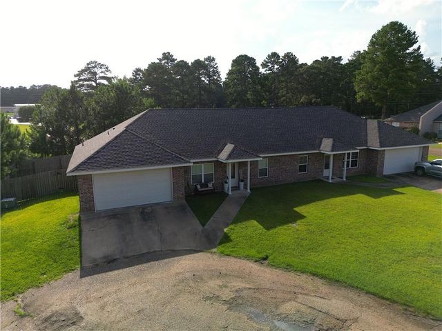 1040 JENNIFERS Place, Pineville, LA 71360