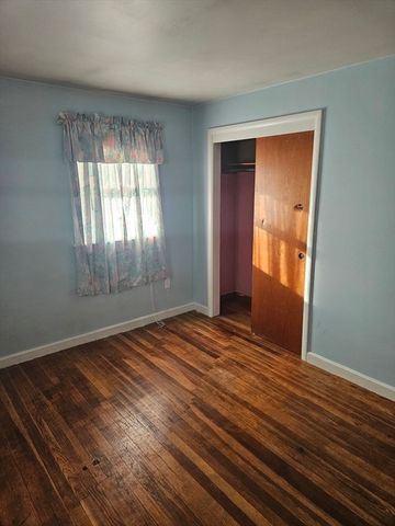 45 Pinewood Ave., Billerica, MA 01821