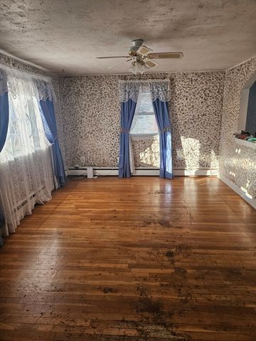 45 Pinewood Ave., Billerica, MA 01821