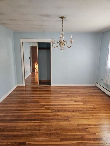 45 Pinewood Ave., Billerica, MA 01821