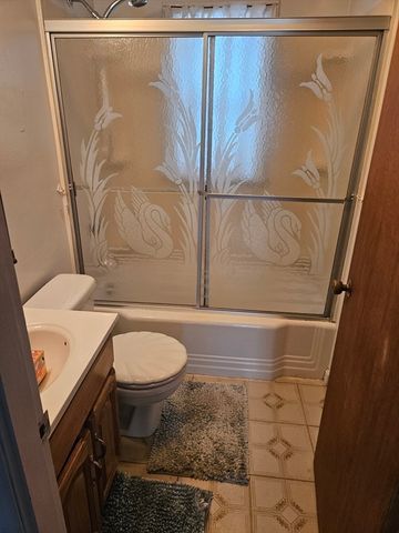 45 Pinewood Ave., Billerica, MA 01821