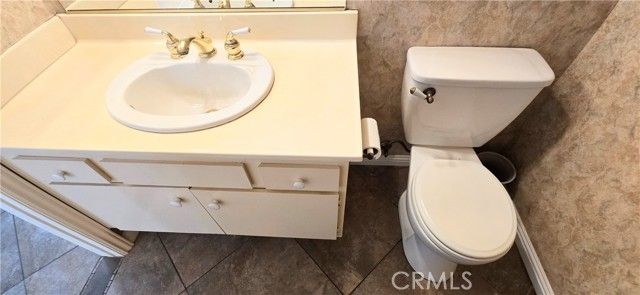 1400 Post, Fullerton, CA 92833