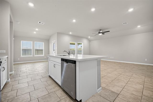 3225 Fig Tree Lane, Texas City, TX 77590