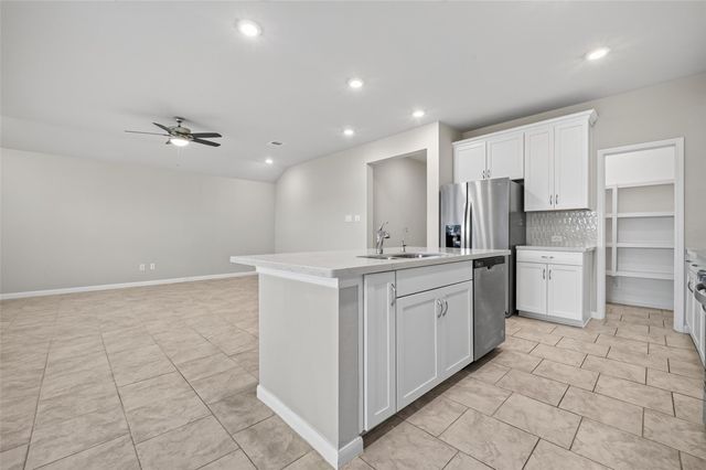 3225 Fig Tree Lane, Texas City, TX 77590