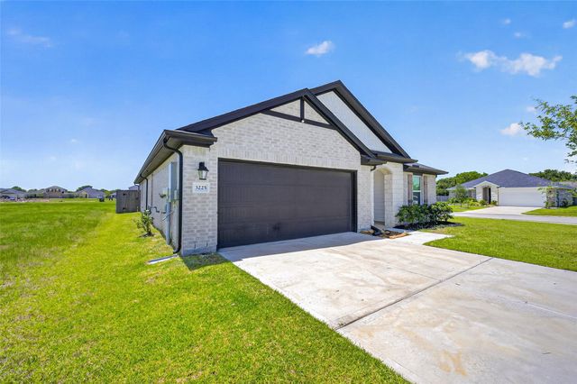 3225 Fig Tree Lane, Texas City, TX 77590