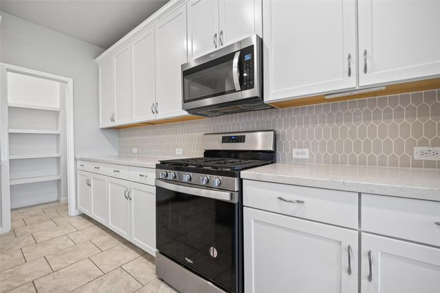 3225 Fig Tree Lane, Texas City, TX 77590