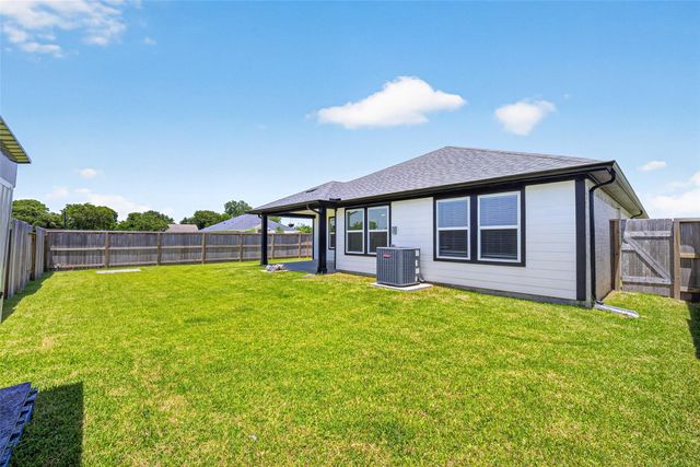3225 Fig Tree Lane, Texas City, TX 77590