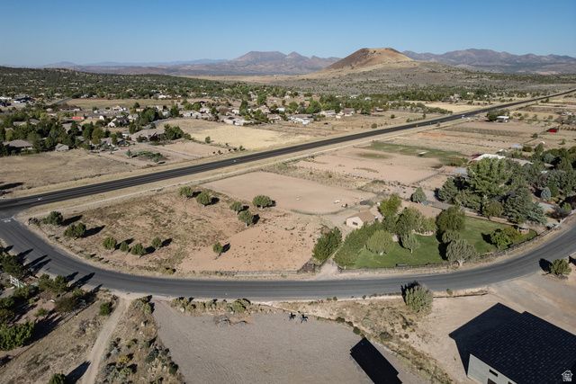 825 N HORSEMANS DR, Dammeron Valley, UT 84783