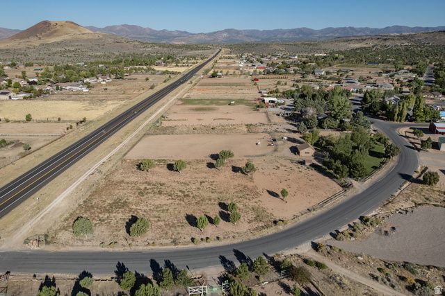 825 N HORSEMANS DR, Dammeron Valley, UT 84783