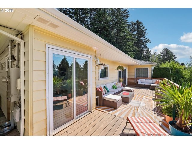 2300 Sw SEYMOUR Dr, Portland, OR 97239