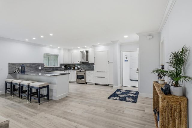 1710 S Ocean Boulevard 4-2, Delray Beach, FL 33483