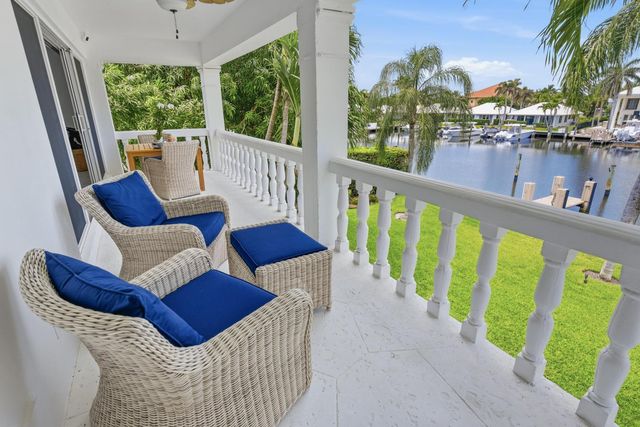 1710 S Ocean Boulevard 4-2, Delray Beach, FL 33483