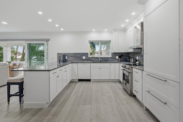 1710 S Ocean Boulevard 4-2, Delray Beach, FL 33483