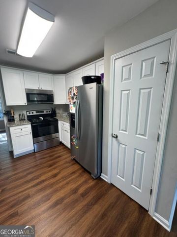 157 Dogwood Glen Drive, Aragon, GA 30104