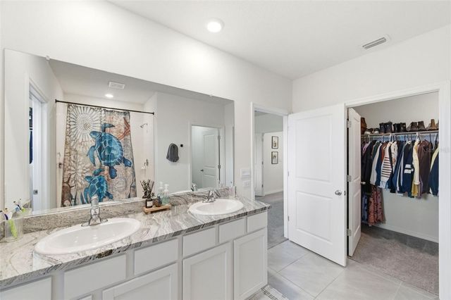 8210 DOLPHIN BLUFF BOULEVARD, Wesley Chapel, FL 33545