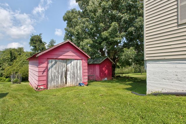 215 Cecil Avenue, Owingsville, KY 40360