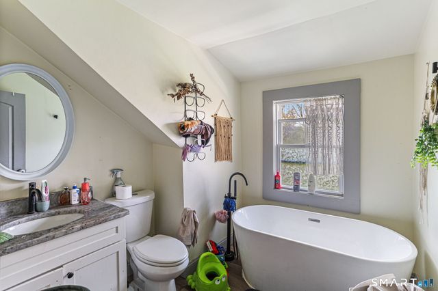 7 Tolland Turnpike, Willington, CT 06279