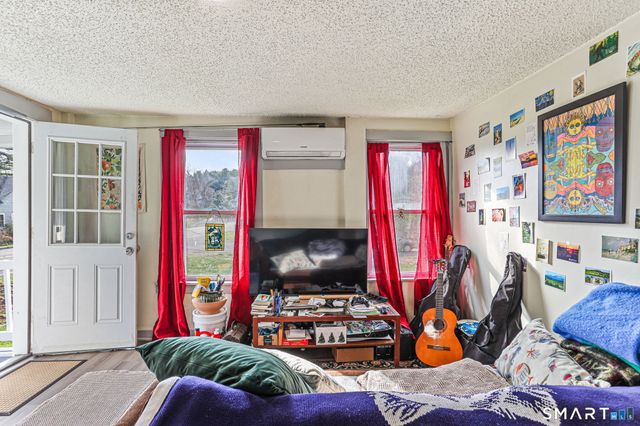 7 Tolland Turnpike, Willington, CT 06279