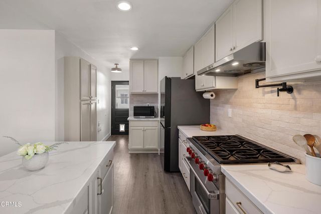 1525 Verdugo Boulevard, La Canada Flintridge, CA 91011