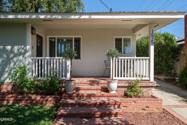 1525 Verdugo Boulevard, La Canada Flintridge, CA 91011