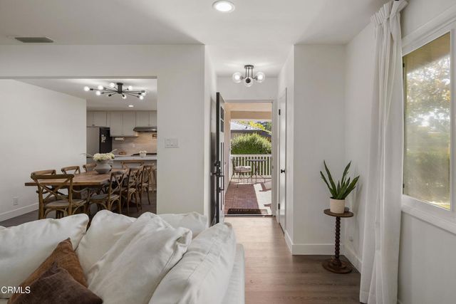 1525 Verdugo Boulevard, La Canada Flintridge, CA 91011