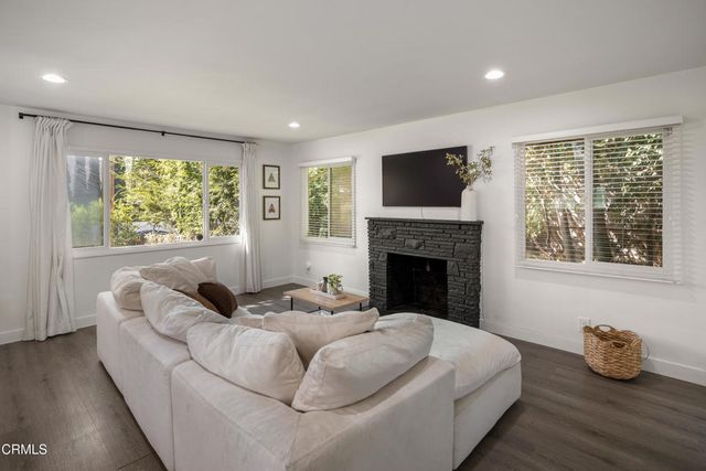 1525 Verdugo Boulevard, La Canada Flintridge, CA 91011