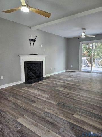 13607 Danwoods Rd, Midlothian, VA 23113