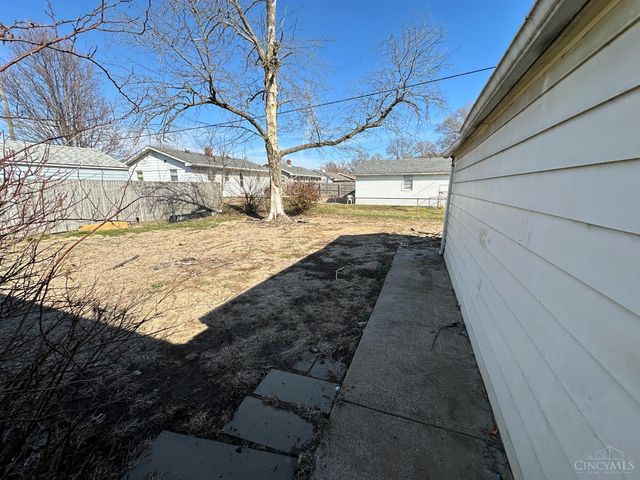 705 Richardson Drive, Middletown, OH 45042