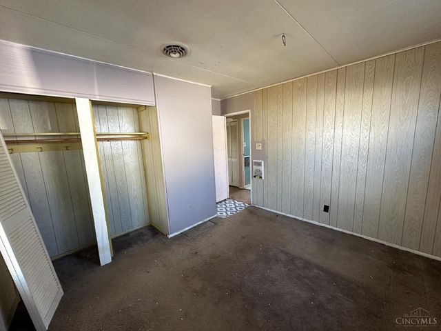 705 Richardson Drive, Middletown, OH 45042