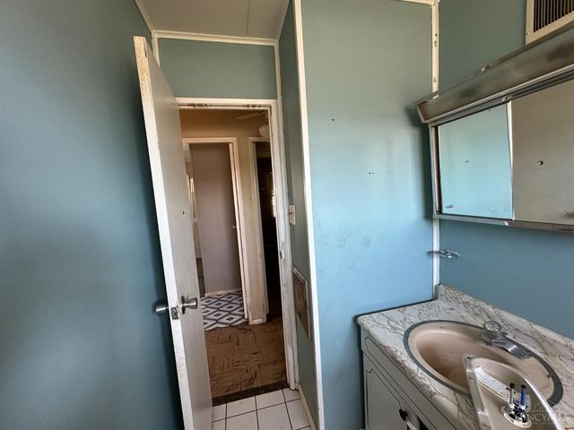 705 Richardson Drive, Middletown, OH 45042