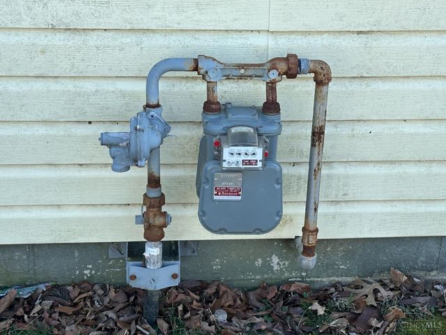 705 Richardson Drive, Middletown, OH 45042