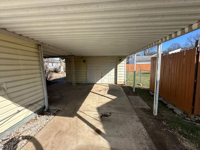 705 Richardson Drive, Middletown, OH 45042