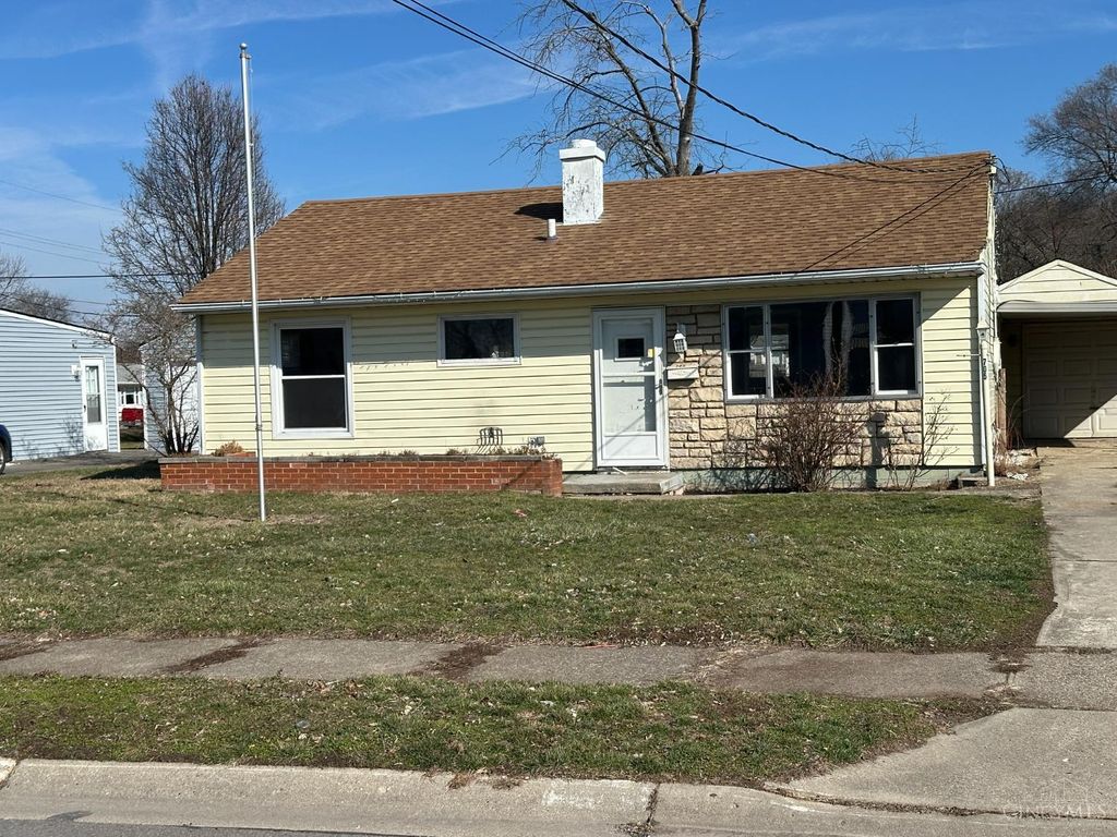 705 Richardson Drive, Middletown, OH 45042