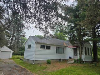 1675 Bauman Road, Columbus, MI 48063