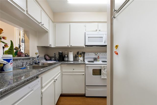 10655 Lemon Ave 4009, Rancho Cucamonga, CA 91737