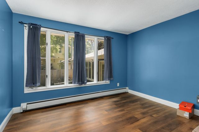 5306 Pennsylvania Avenue N, New Hope, MN 55428