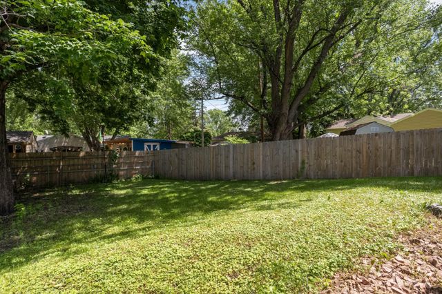 5306 Pennsylvania Avenue N, New Hope, MN 55428