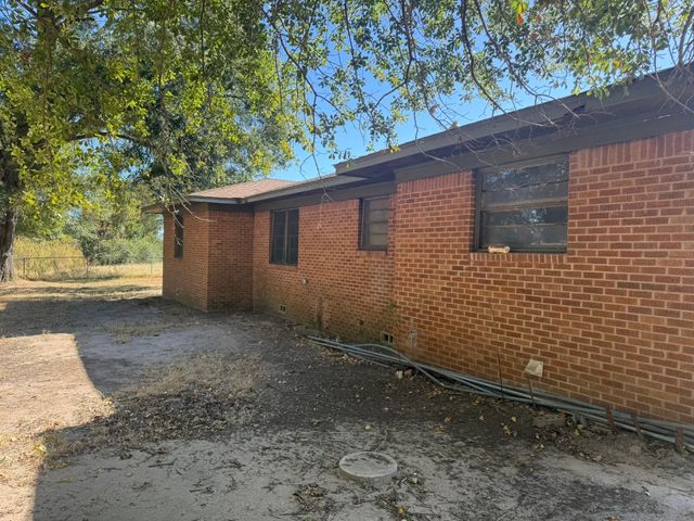 1206 - 1208 W Royall Boulevard, Malakoff, TX 75148