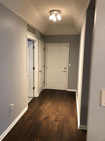 7728 S Essex Gate Drive S, Dublin, OH 43016