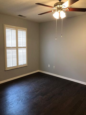 7728 S Essex Gate Drive S, Dublin, OH 43016