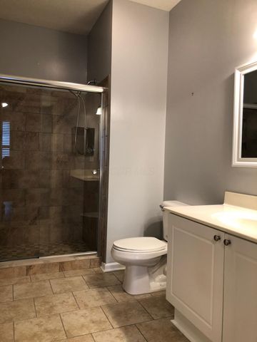 7728 S Essex Gate Drive S, Dublin, OH 43016