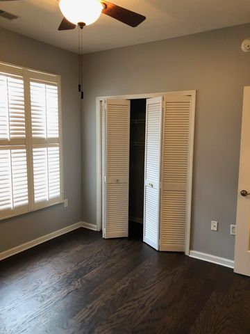 7728 S Essex Gate Drive S, Dublin, OH 43016