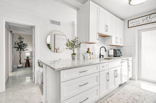 3301 Spanish Trail 101, Delray Beach, FL 33483